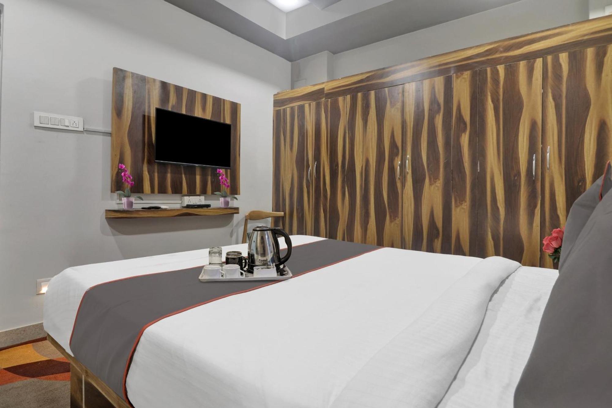 Kondapur  Super Townhouse Rcc Blizz酒店 外观 照片