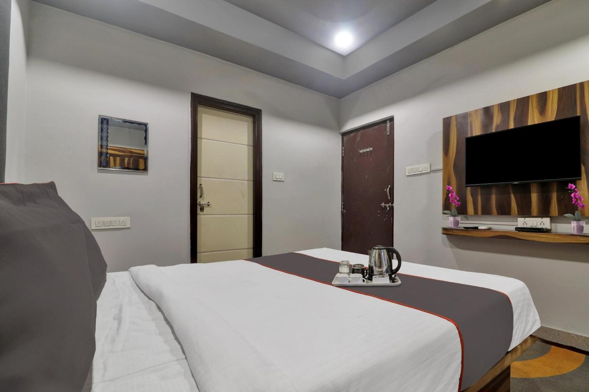 Kondapur  Super Townhouse Rcc Blizz酒店 外观 照片