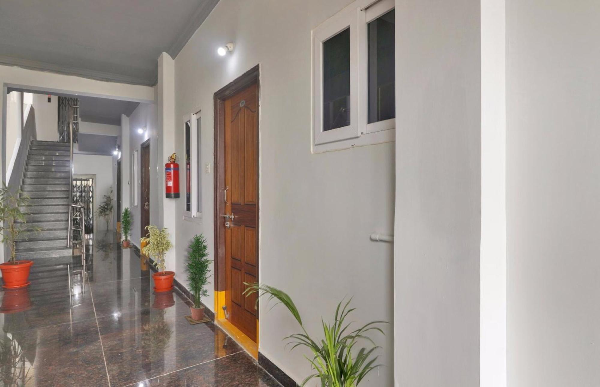Kondapur  Super Townhouse Rcc Blizz酒店 外观 照片